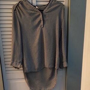 Dress Barn Monochrome Geometric Top